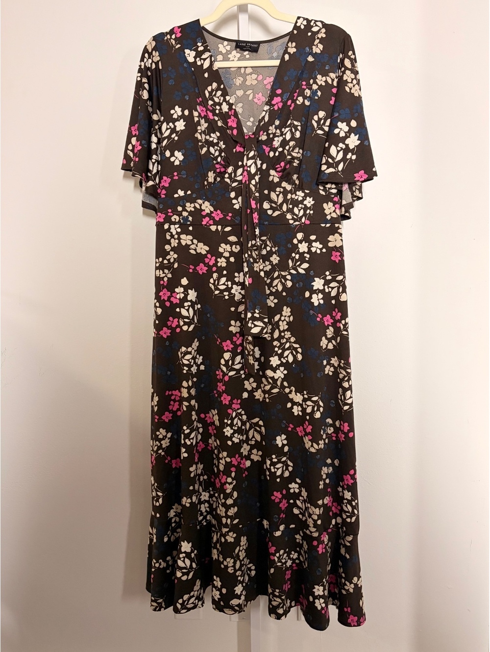 Lane Bryant Floral Print Midi Dress Size 14/16 with Tie Front and Flutter Sleeve